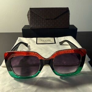 Gucci Women's Sunglasses (Authentic)